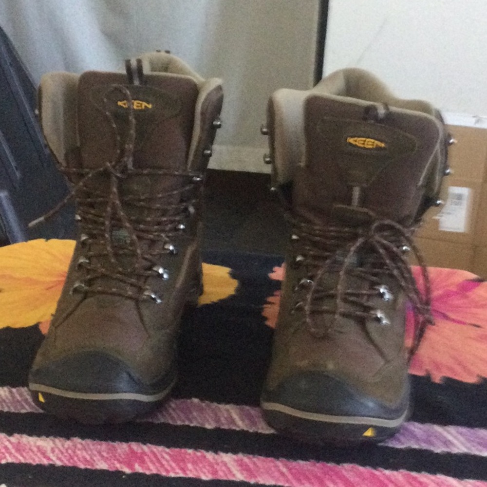 Keen Brown Hiking Boots